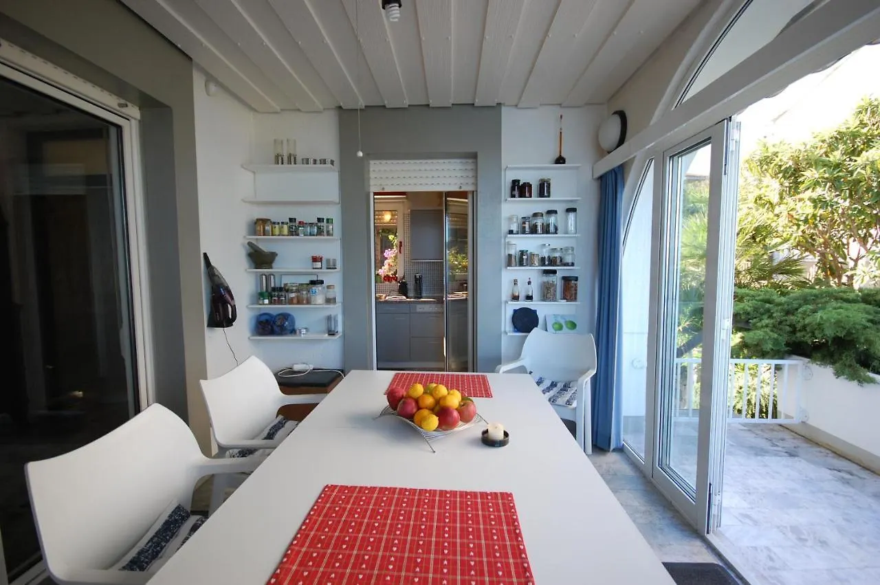 Villa Jazz By El-Pi Tours Vantacici 0*,