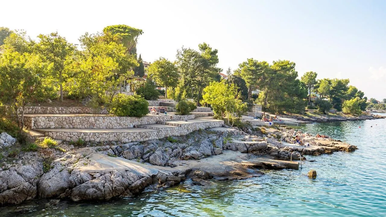 Holiday home Villa Jazz By El-Pi Tours Vantacici